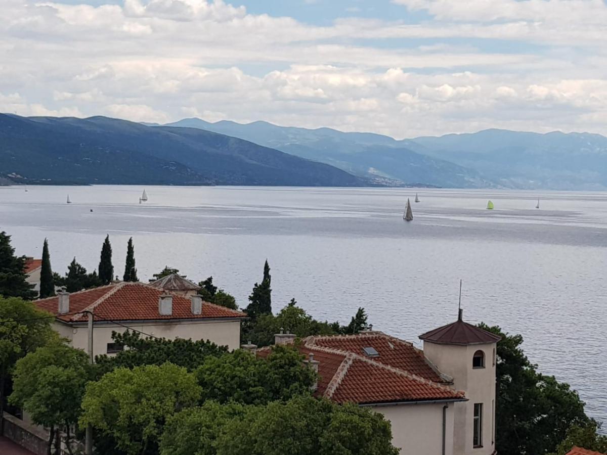 Apartment Kolaric Novi Vinodolski Kültér fotó