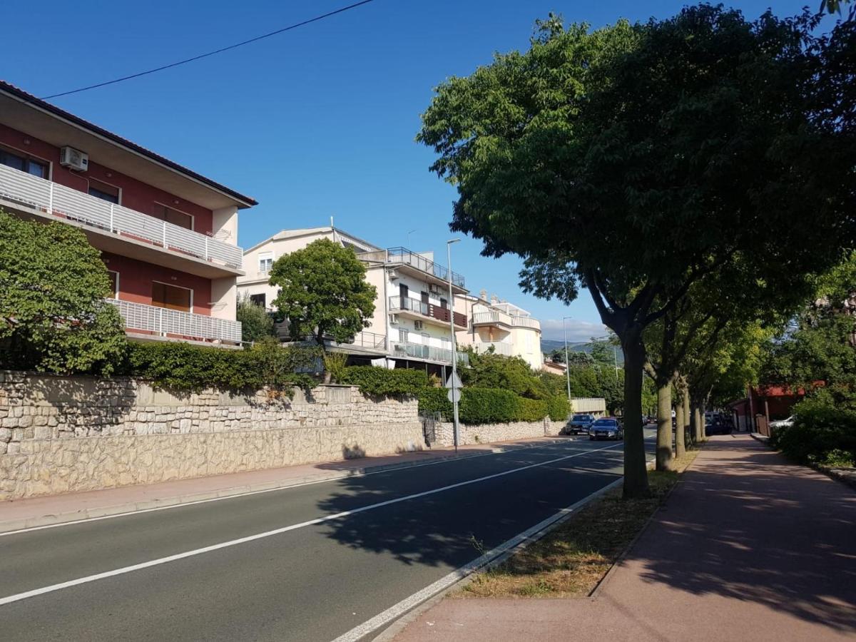 Apartment Kolaric Novi Vinodolski Kültér fotó